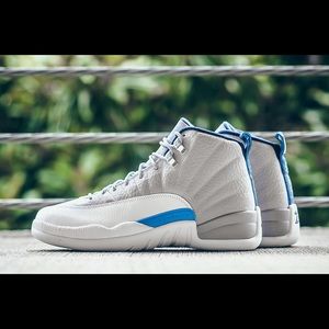 Jordan 12 Wolf Grey/University Blue
